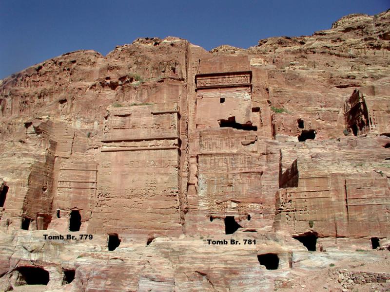 Fig. 73. Facade tombs (Tombs Brünnow 779 and 781) at the base of al-Khubthah, Petra (L. Wadeson).