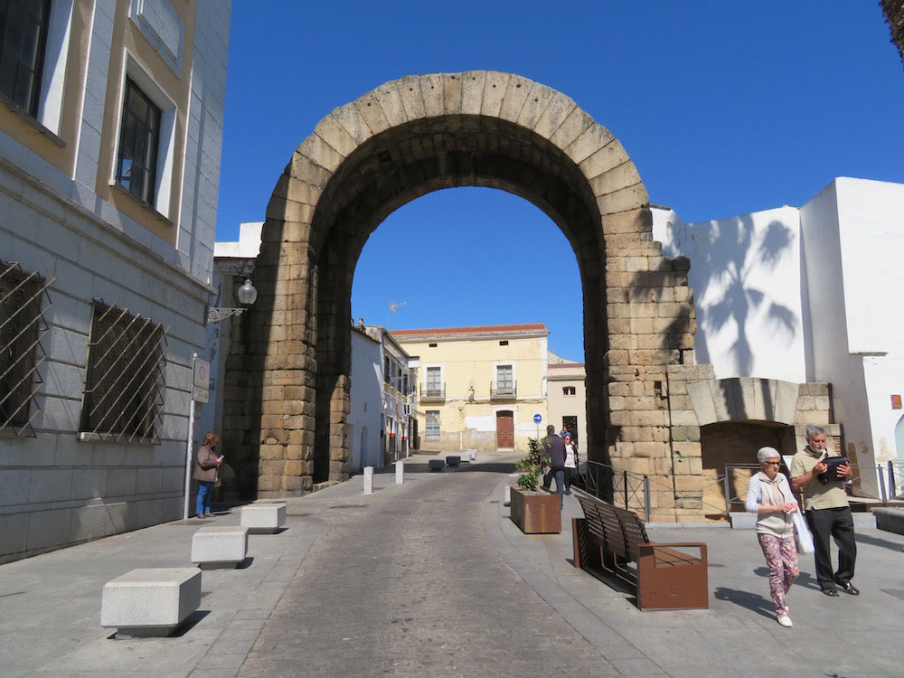 Fig. 1. Southeastern facade of the remains of the triple-bay arch at Mérida, Spain, with a view of the central archway and one lateral archway, constructed in the early first century C.E.